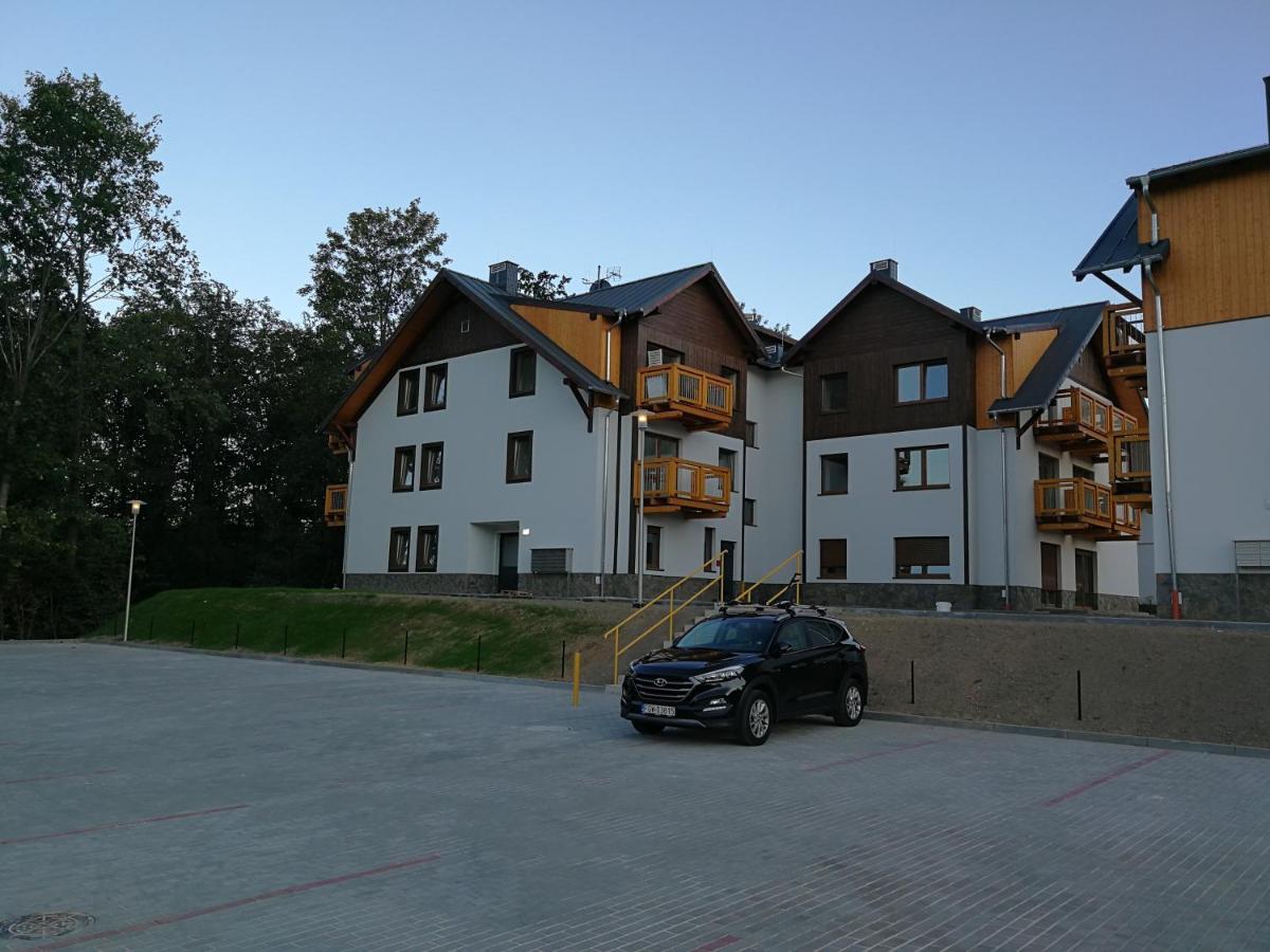 Apartament A7 ชกลาร์สกา ปอเรมบา ภายนอก รูปภาพ